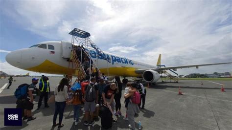 Find Cebu Pacific Air(5J) flights from Bacolod to Manila .
